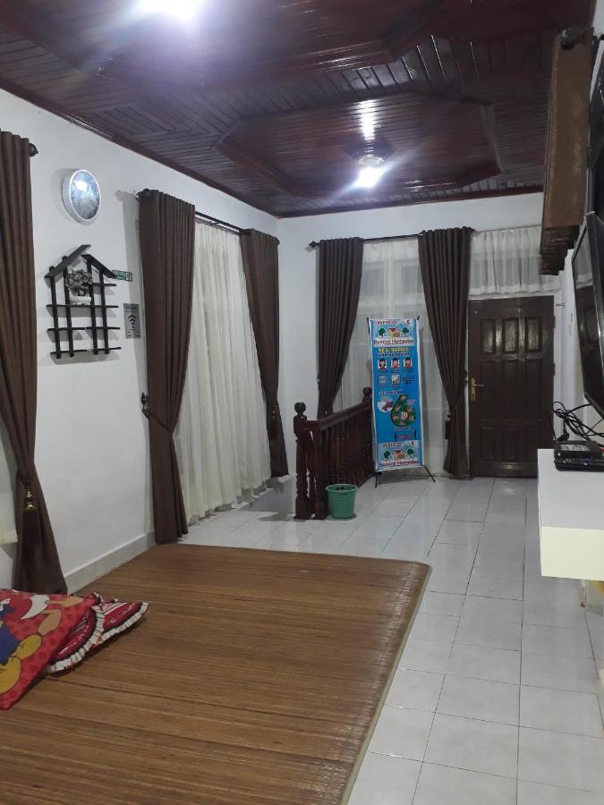 Bumimi Homestay Painan Bagian luar foto